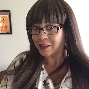 Meet your Posher, Marie